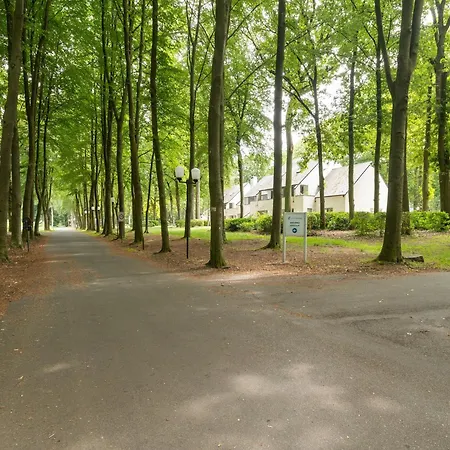Snug In Houthalen Oost With Heated Pool